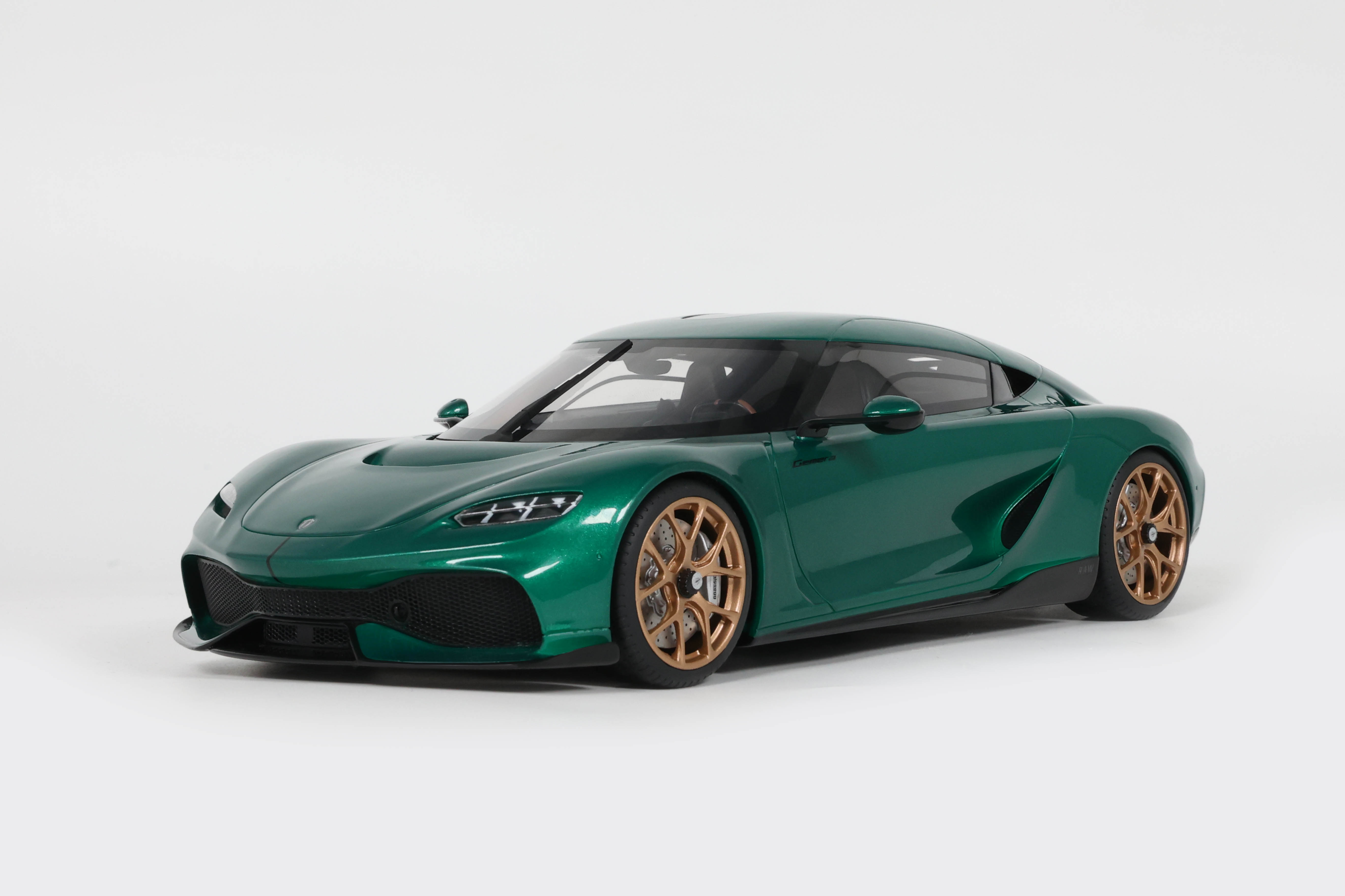 Koenigsegg Gemera 2024 Racing Green - 1:18